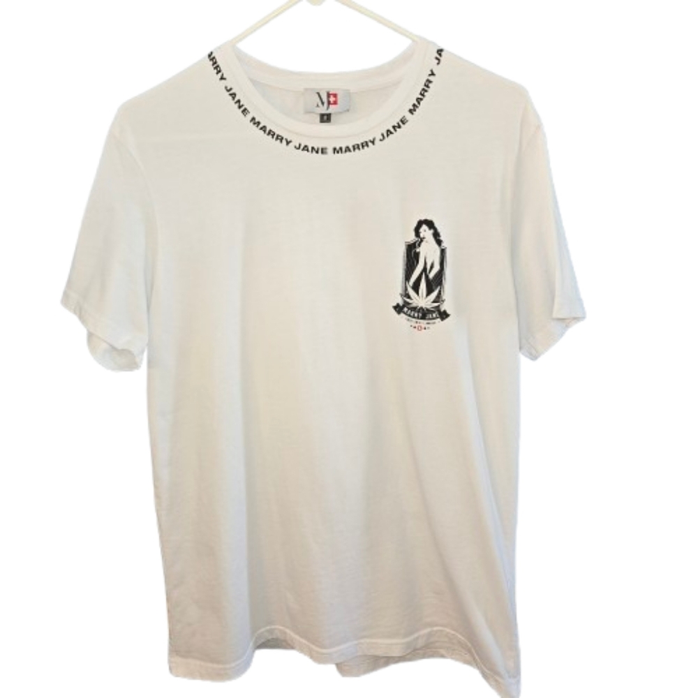 Marry Jane Graphic T-Shirt